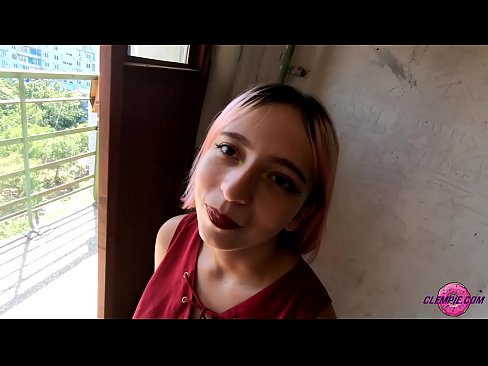 ❤️ Studentka zmysłowo obciąga nieznajomemu na odludziu - cum na jego twarzy ❤️ Fuck video at us ❌
